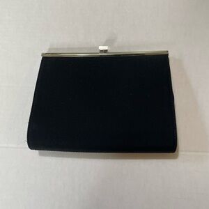 Liz Claiborne clutch (black) GC